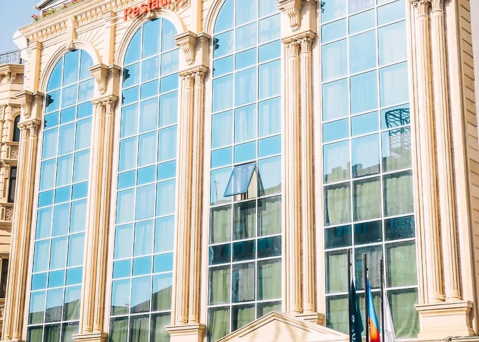 Emerald Suite Hotel Baku