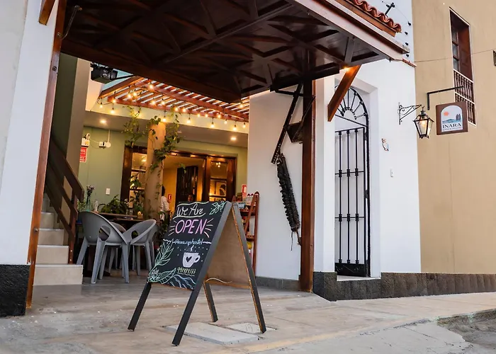 Inara - Cafe & Hostel Huanchaco