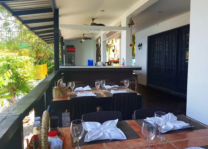 Blue Ribbon Dive Resort Mabini 