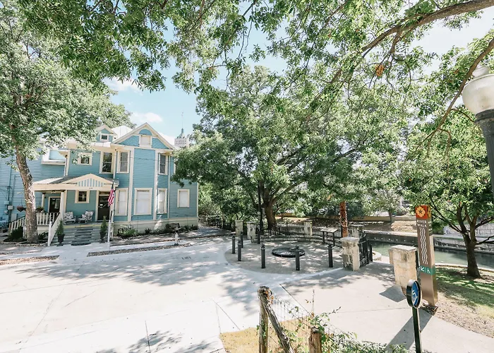 Inn On The Riverwalk San Antonio