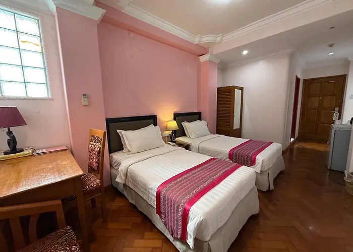 Grand Laurel Hotel Yangon