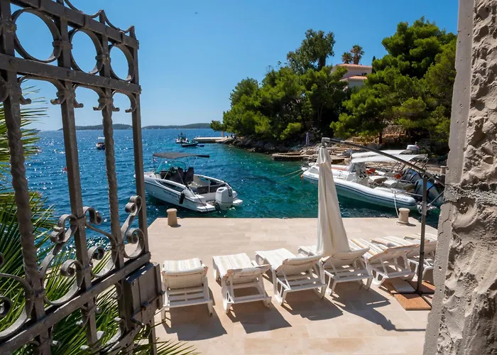 Villa Oceanus Hvar Town