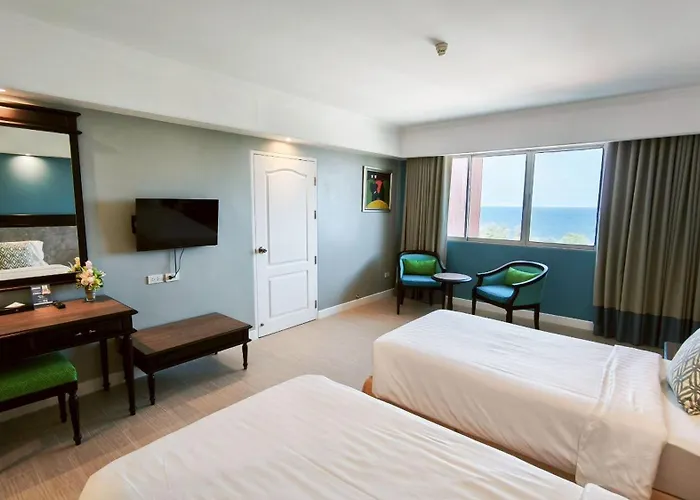 Hua Hin Grand Hotel And Plaza
