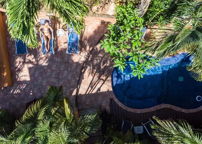 Roatan Backpackers' Hostel Sandy Bay