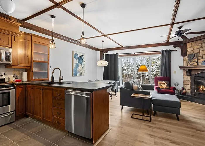 Les Manoirs Wpool & Hot Tub Near Village 120-7 Mont-Tremblant
