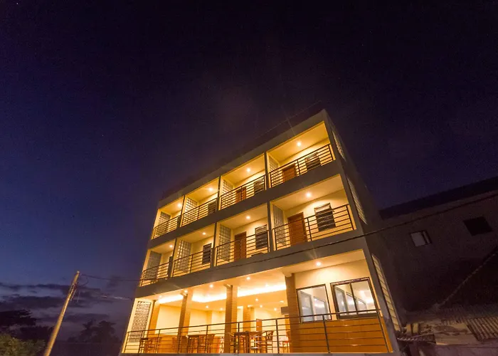 Caroline Guest House Canggu 