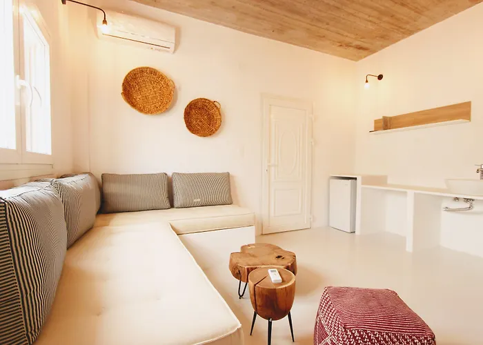 Mesanto Luxury Suites Megalochori 