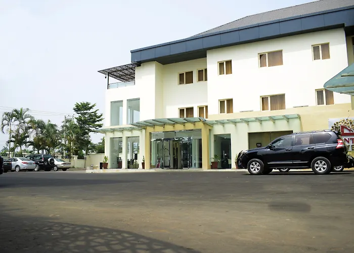 Monty Suites & Golf Uyo