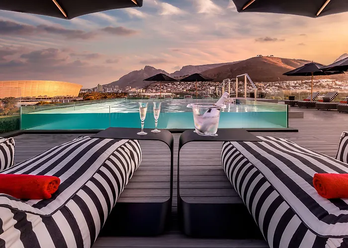 O' Two Hotel - Mouille Point Cape Town
