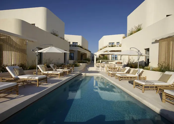 White Pebble Suites Pollonia