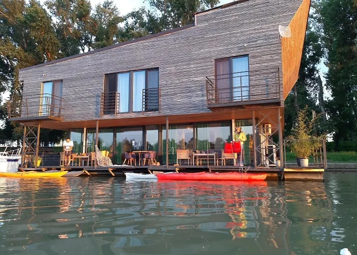 B&B Botel Charlie Belgrade