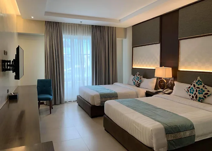 J7 Plaza Hotel Iloilo City