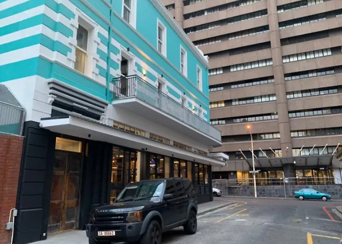 Urban Oasis Aparthotel Cape Town