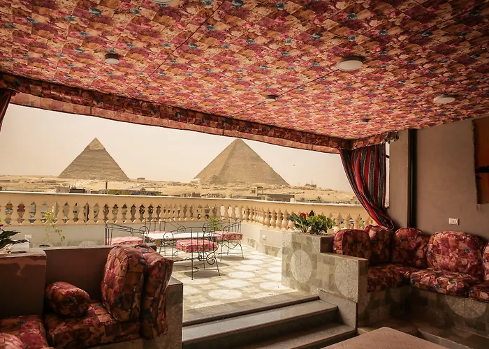 Queen Pyramids View Inn Kafret el-Gabal
