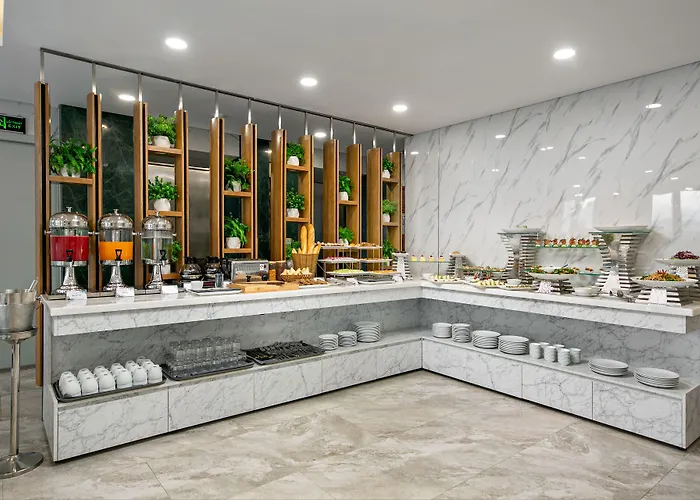 Calix Hotel Danang