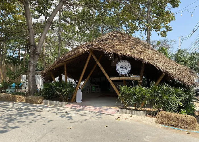 Beach House Camp Na Chom Thian