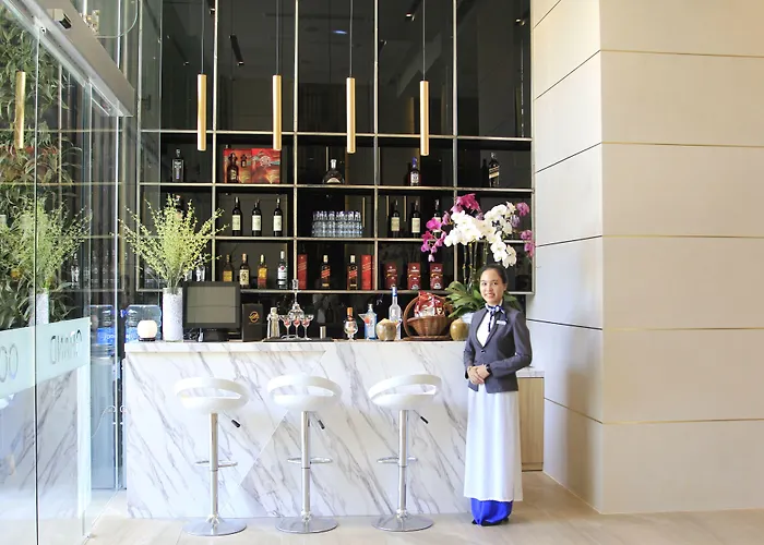 Grand Ocean Luxury Boutique - Infinity Rooftop Pool Danang