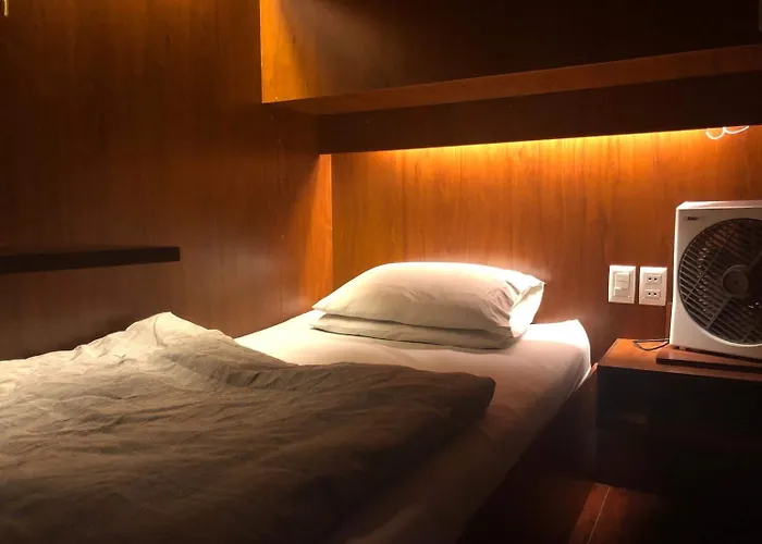 Onkel Inn Airport Sleepbox La Paz