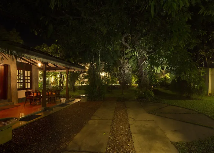 Bilin Tree House Hotel Galle