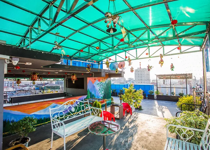 Golden Gate China Town Hotel Yangon