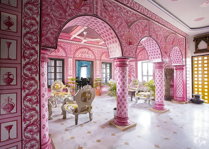 Bloom Boutique L Lake Pichola Udaipur