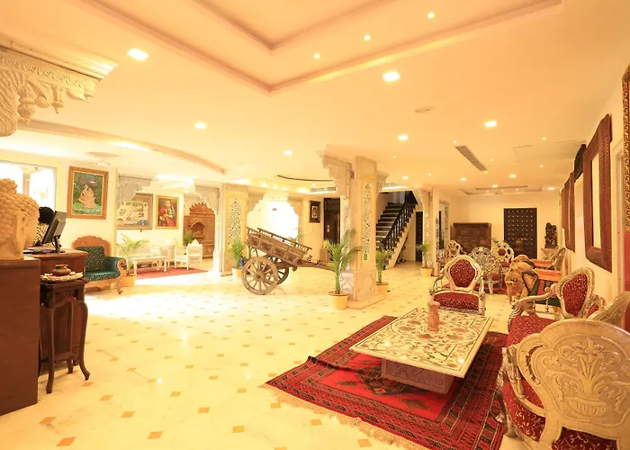 Bloom Boutique L Lake Pichola Udaipur