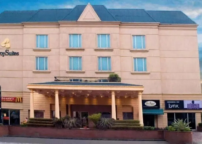 Savoy Suites Noida