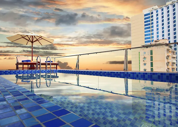 Titan Hotel - Formerly Known As Golden Lotus Central Hotel Nha Trang