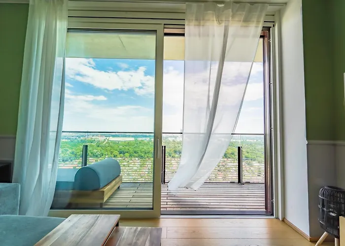 Wonderful Apartment With 2 Bedrooms And Pool And Parking Vienna