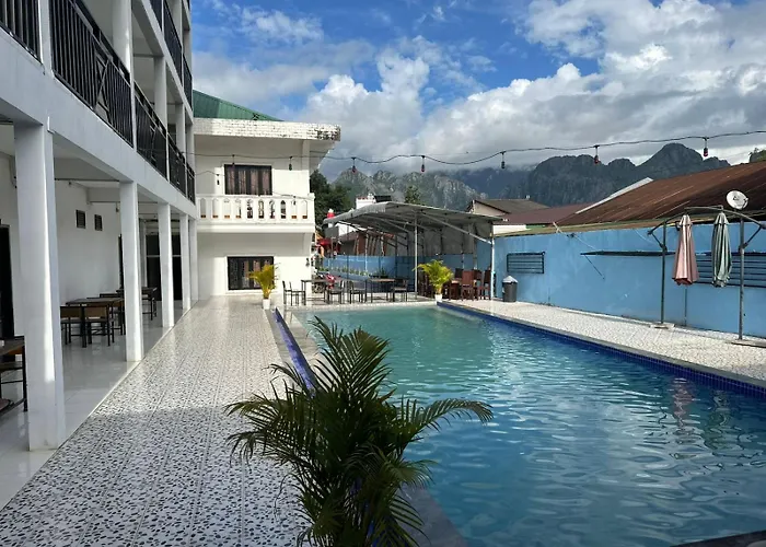 Vang Vieng Santara Backpackers Hostel