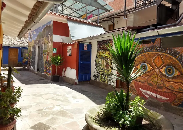 Chelitos Backpacker Hostel Cusco