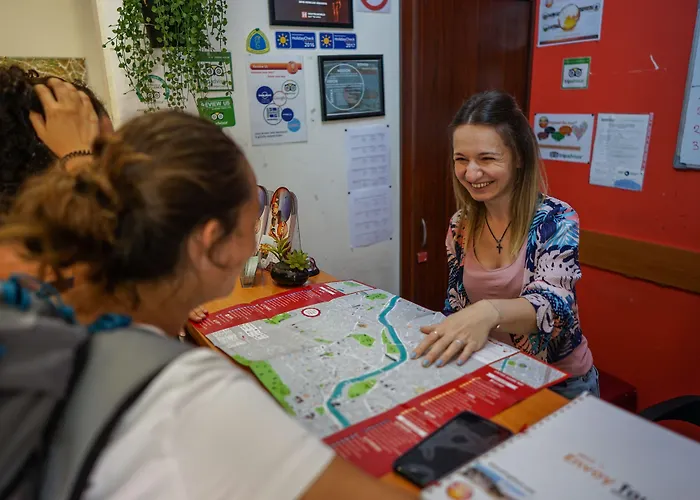 Envoy Hostel And Tours Tbilisi