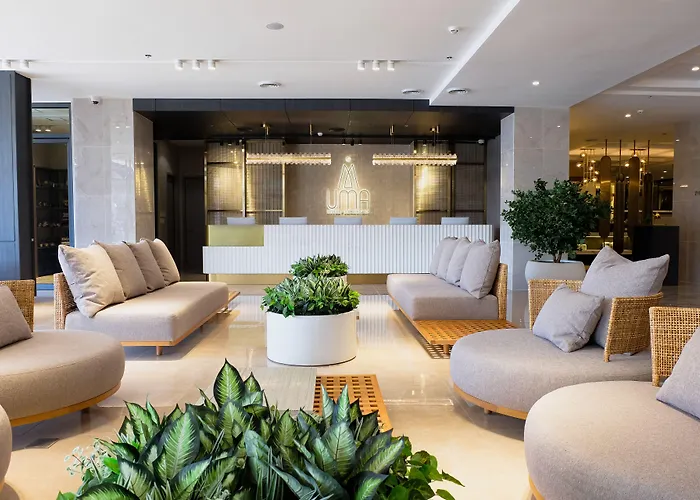 Uma Hotel And Residences Naga 