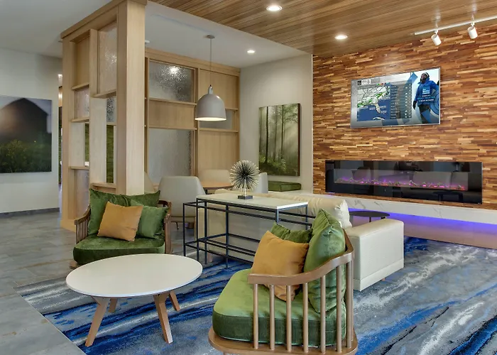 Fairfield Inn And Suites By Marriott Houston Brookhollow