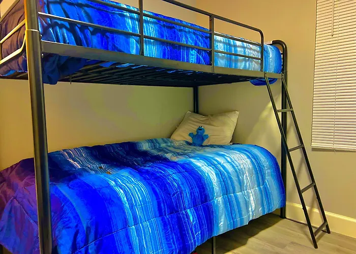 Stop Inn Stay Hostel Houston