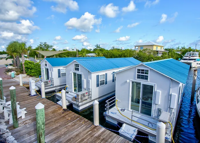 Treasure Harbor Hotel Islamorada