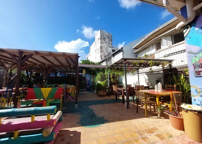 The Green Hostel Pointe-à-Pitre