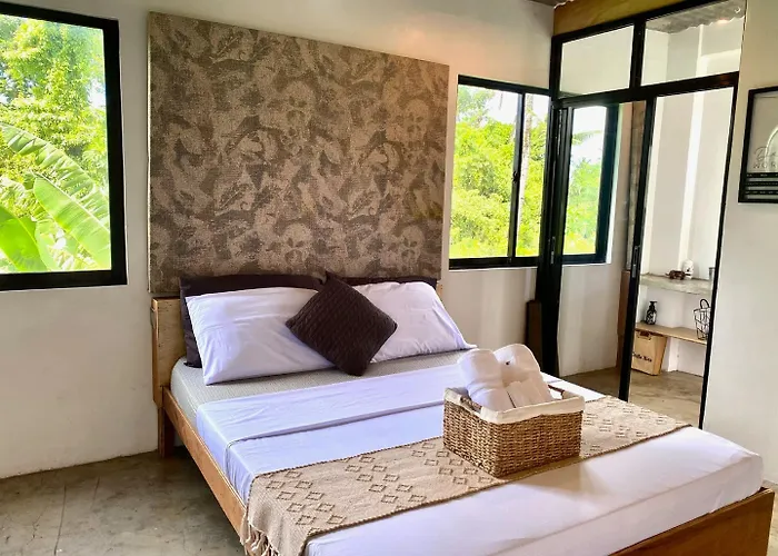 Tahanan Homestay General Luna 