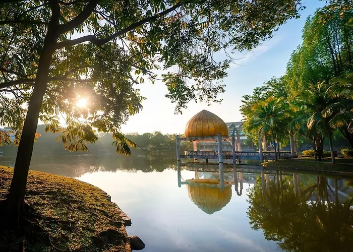 Sunsuria Forum Setia Alam Discover Your 3-Bedroom Oasis Homestay Shah Alam