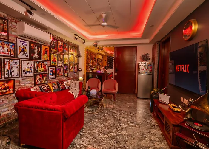 Cinevista By Svobo 3Bhkluxe Bollywood Loft Qutub Apartment New Delhi
