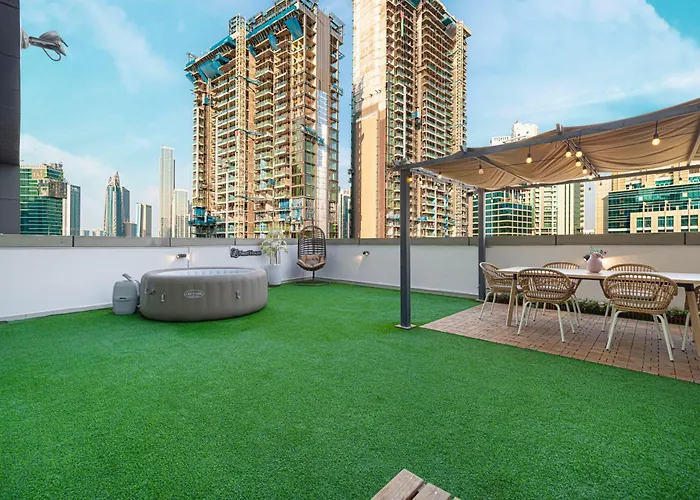 Downtown Views - For Big Families & Groups - Up To 13 Guests - 6 Min From Burj Khalifa Apartment Dubai