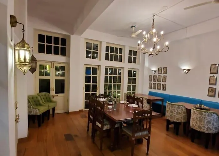 Mango Tree Courtyard Dehradun Hotel