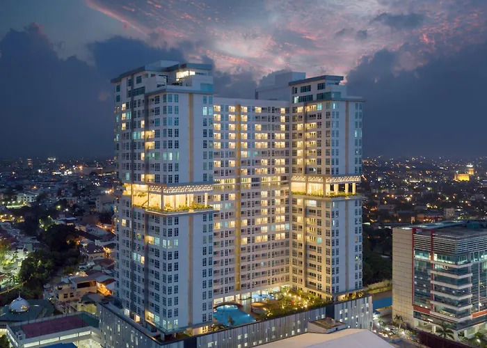 The Reiz Suites, Artotel Curated Medan