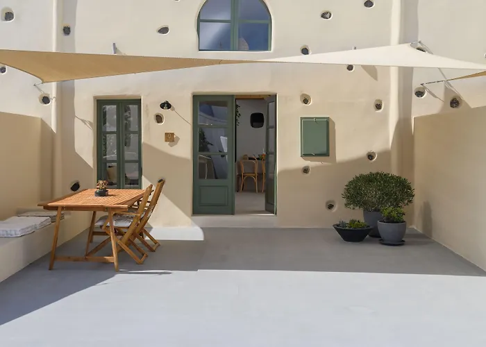 Elements Cave Suites Megalochori 