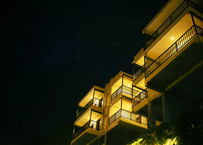 Dolphin Nose Retreat Bed & Breakfast Kodaikanal