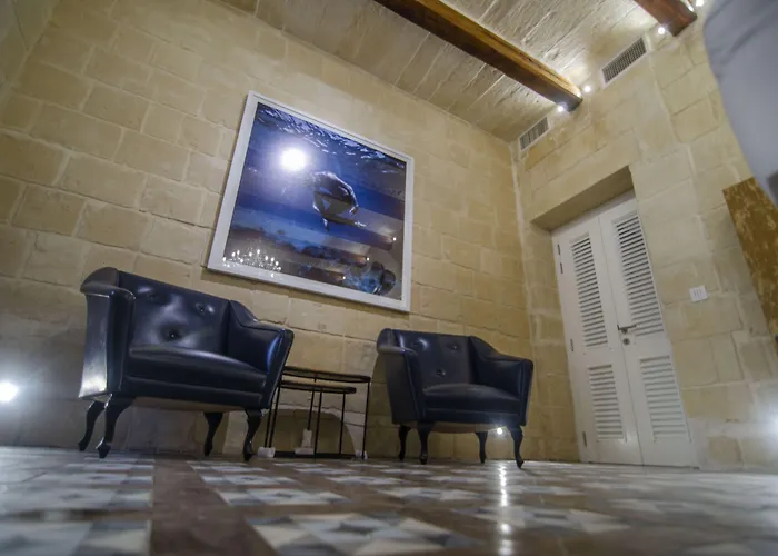 Senglea Suites