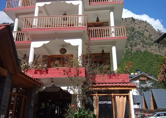 Hotel Pablo Escobar Kasol