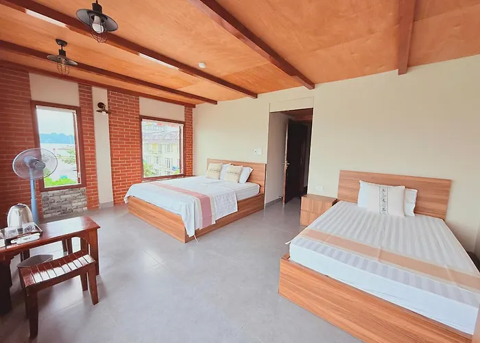 Canh Buom Homestay Ha Long