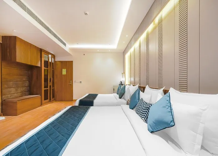 Hotel Gross International Near Delhi Airport,A Block Road No 4 Street No 10 Mahipalpur New Delhi