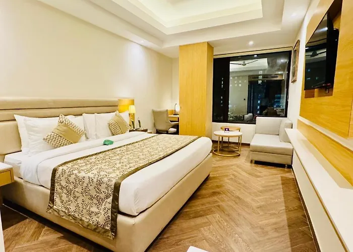 Hotel The La Casa Near Delhi Airport New Delhi